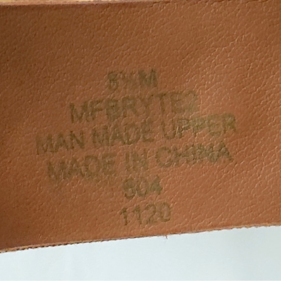 MARC FISHER Bryte Brown Straps with Silver Oversized Studs Slip On Sandal 8 1/2 - Picture 8 of 8